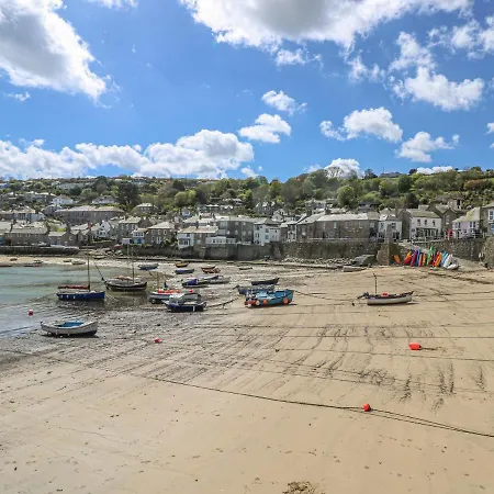 Bos Lowen * Penzance